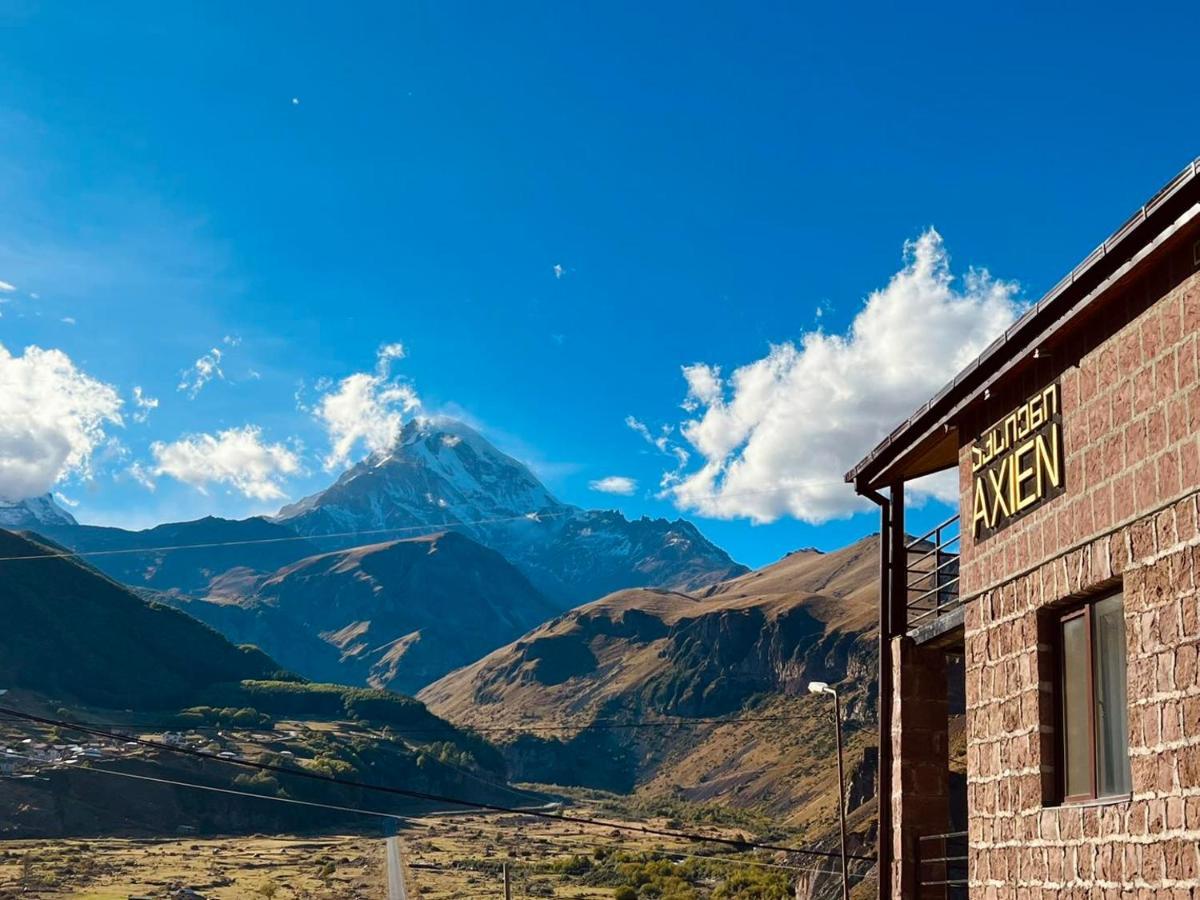 Rooms Hotel Kazbegi Гергети