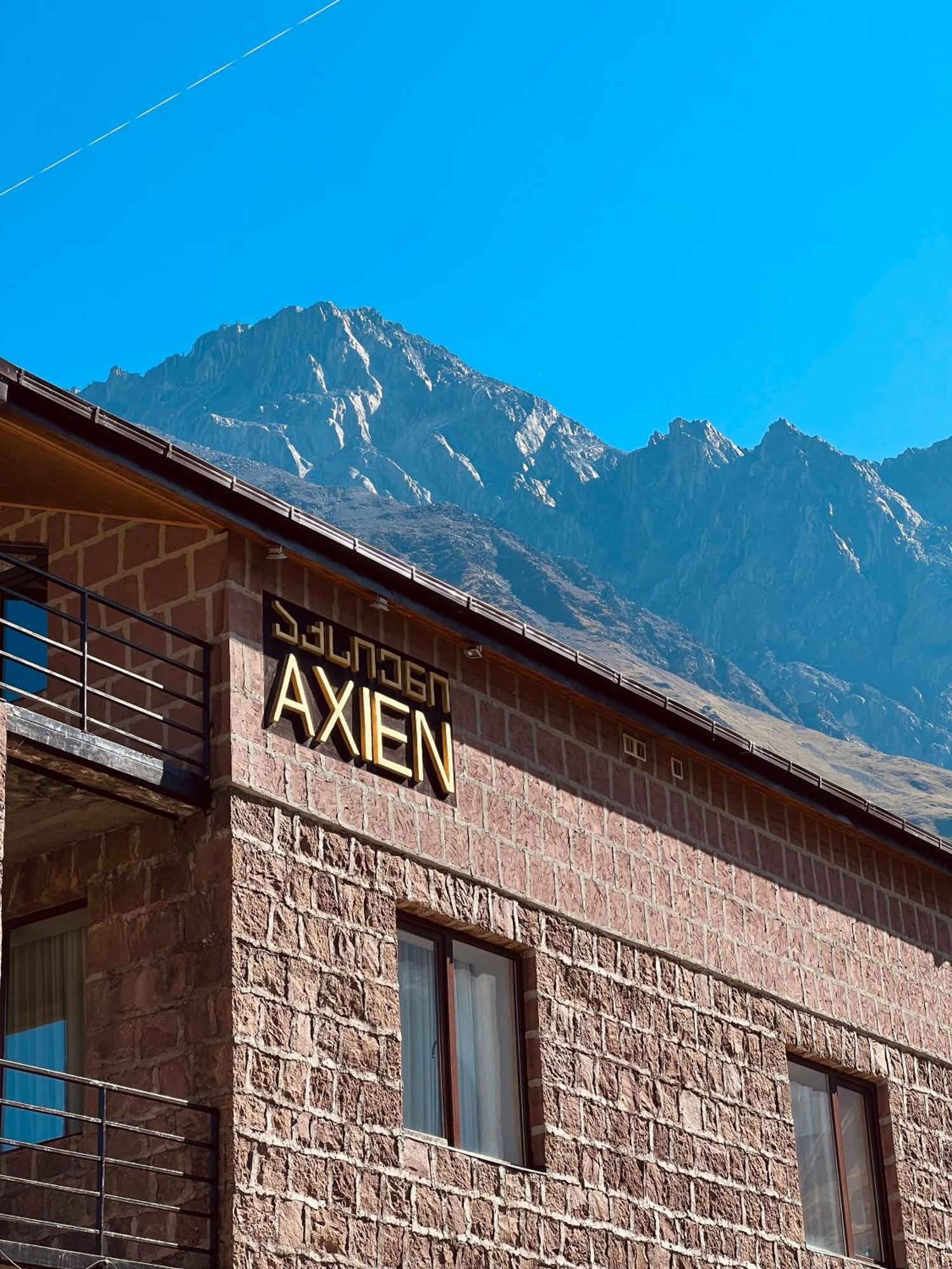 Hotel Axien Kazbegi Экстерьер фото